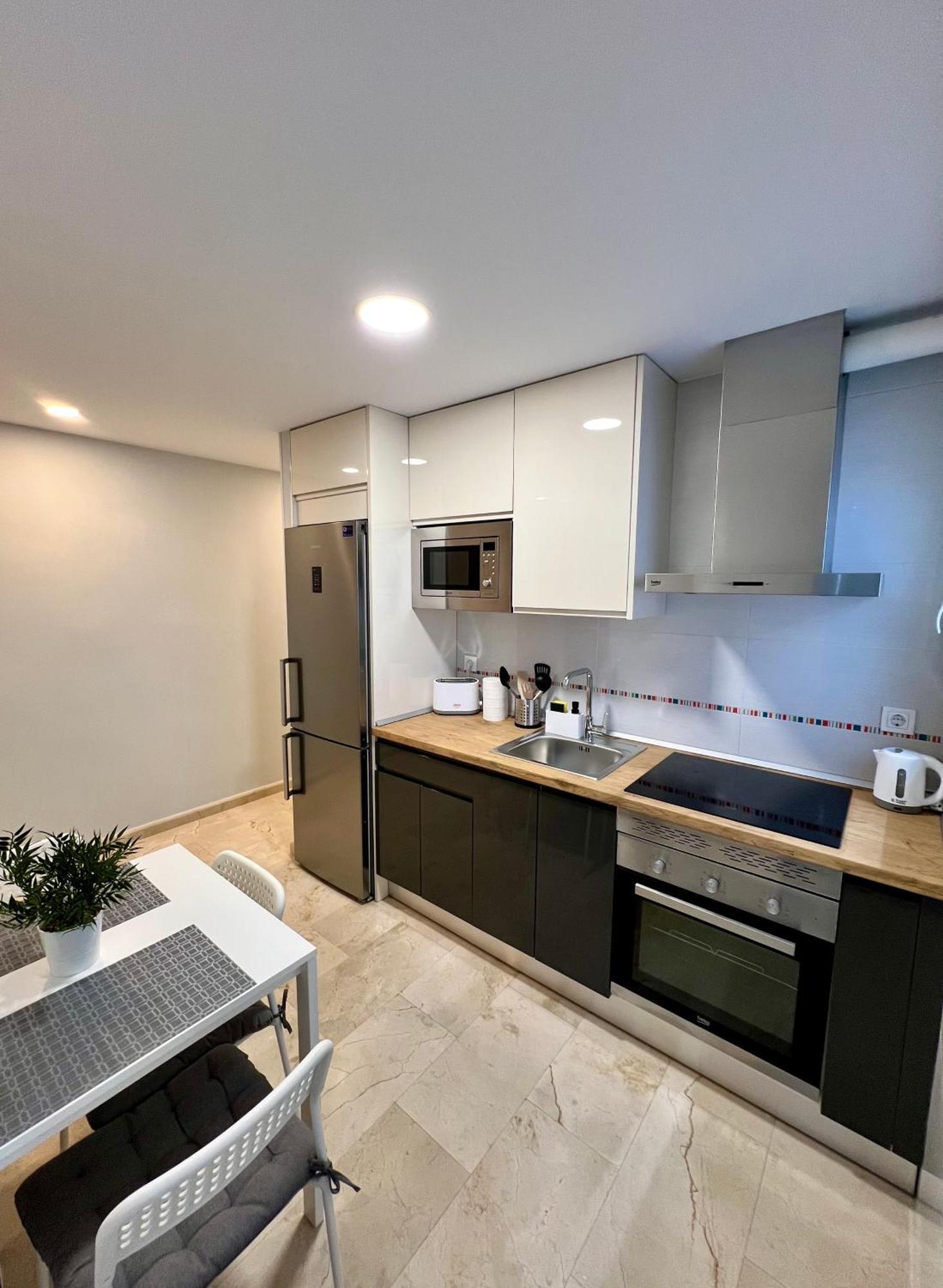 Apartamentos Prestige Suites Malaga IV Eksteriør billede