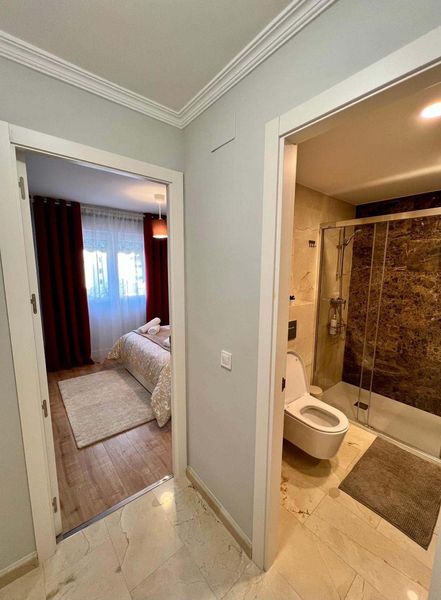 Apartamentos Prestige Suites Malaga IV Eksteriør billede