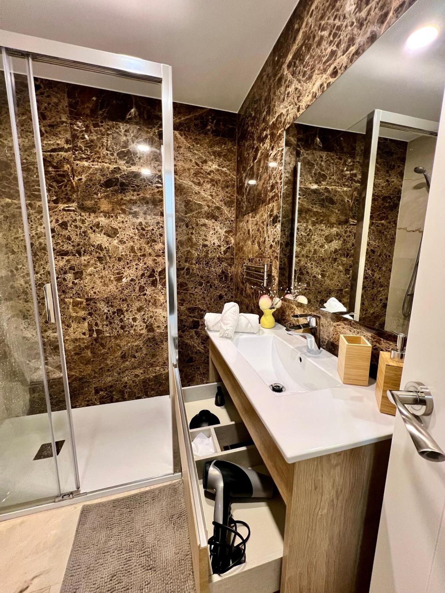 Apartamentos Prestige Suites Malaga IV Eksteriør billede